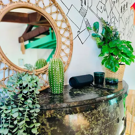 Superbe Loft Insolite Au Coeur D'angouleme