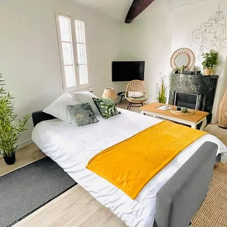 Superbe Loft Insolite Au Coeur D'angouleme * アングレーム