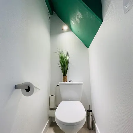 Superbe Loft Insolite Au Coeur D'angouleme アングレーム